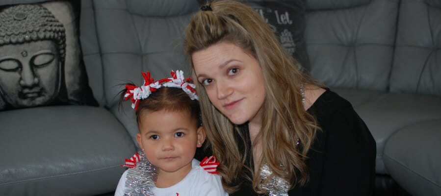 Mum’s Christmas photo warning