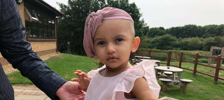 Taxi drivers raise £3,000 for Hawwa