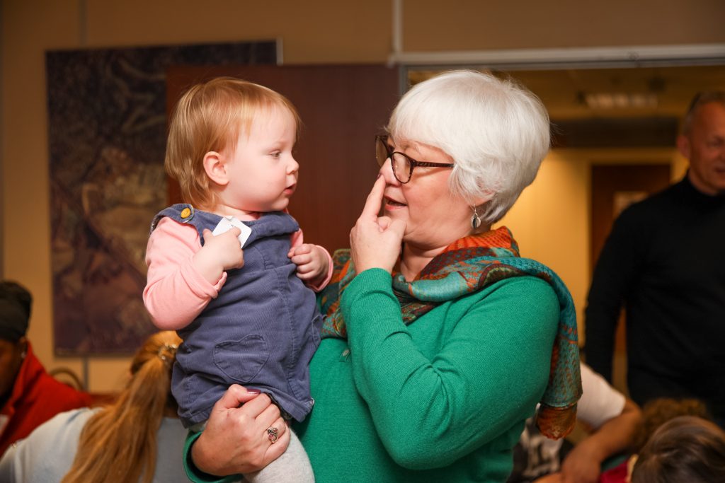 Lesley playing games with a member with Rb