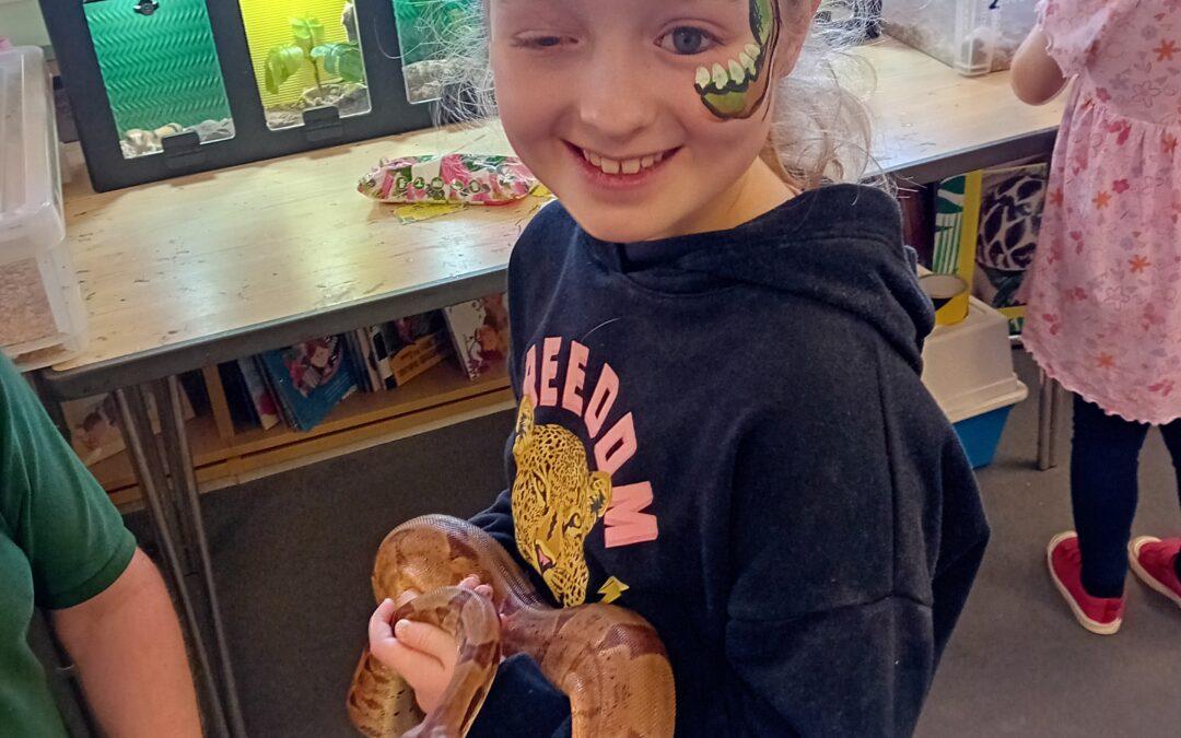 Violet’s life outside of Rb