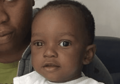 a white glow in the eye